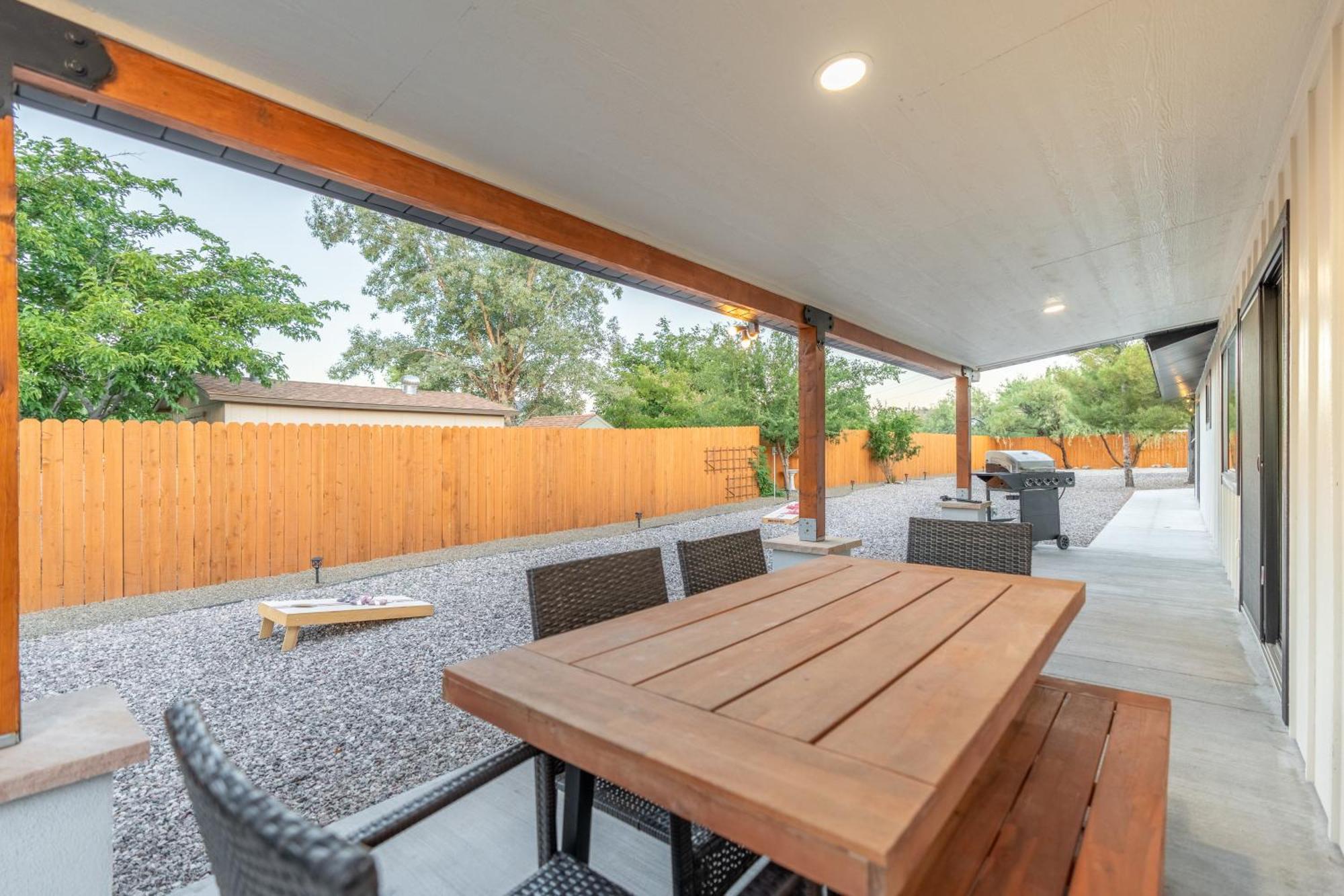Mountainview Zen Retreat With Hot Tub, Game Room, Close To Old Town كوتنوود المظهر الخارجي الصورة