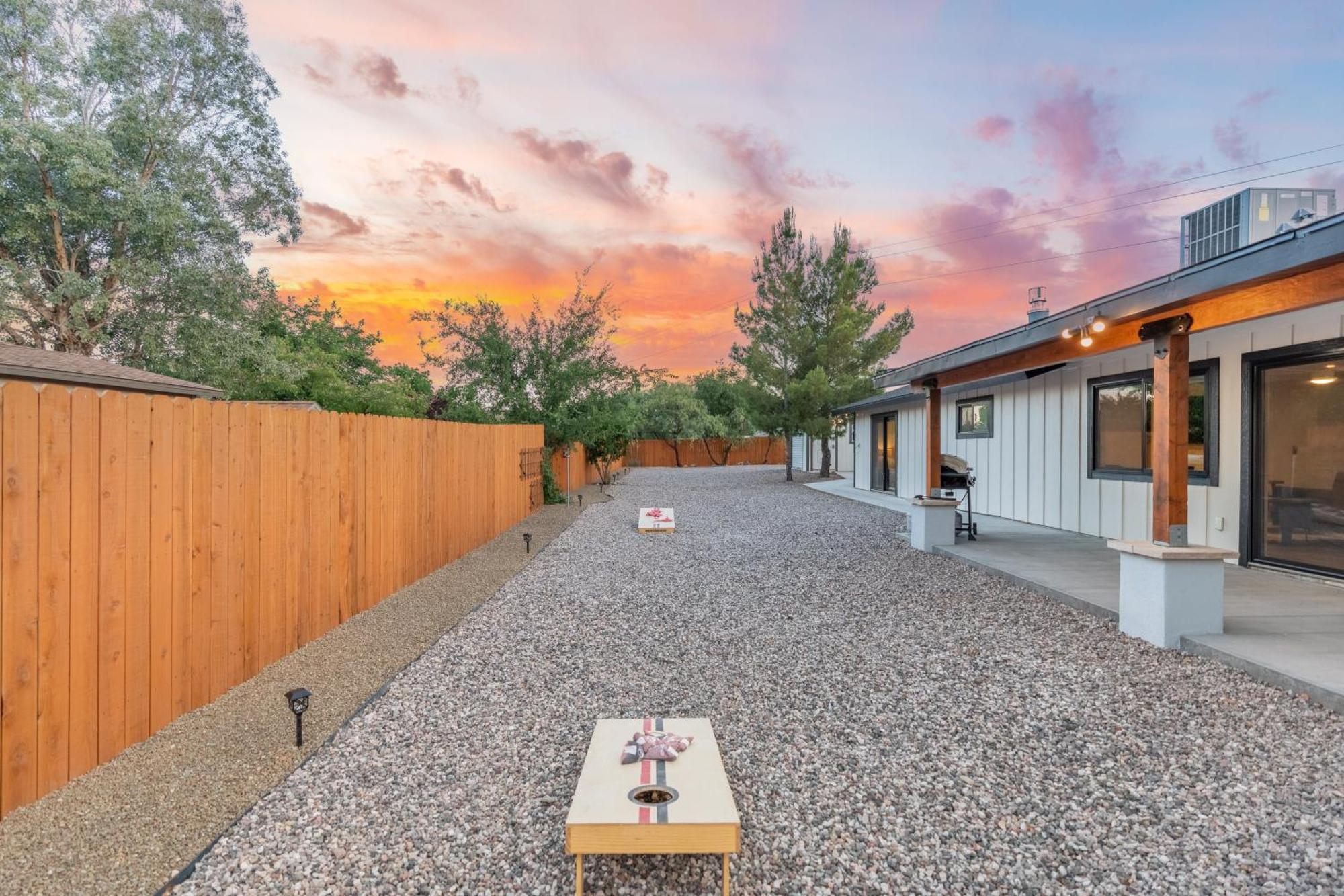 Mountainview Zen Retreat With Hot Tub, Game Room, Close To Old Town كوتنوود المظهر الخارجي الصورة